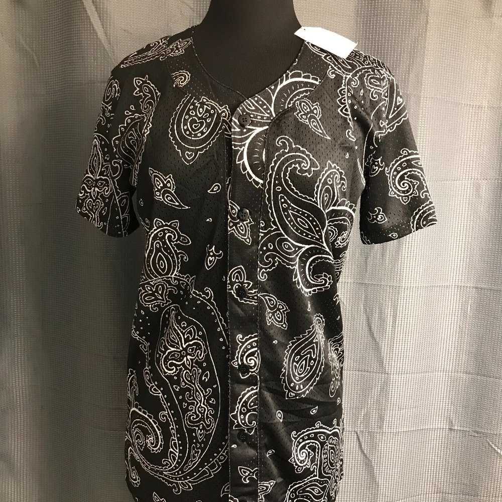 PAISLEY PATTERN TOP